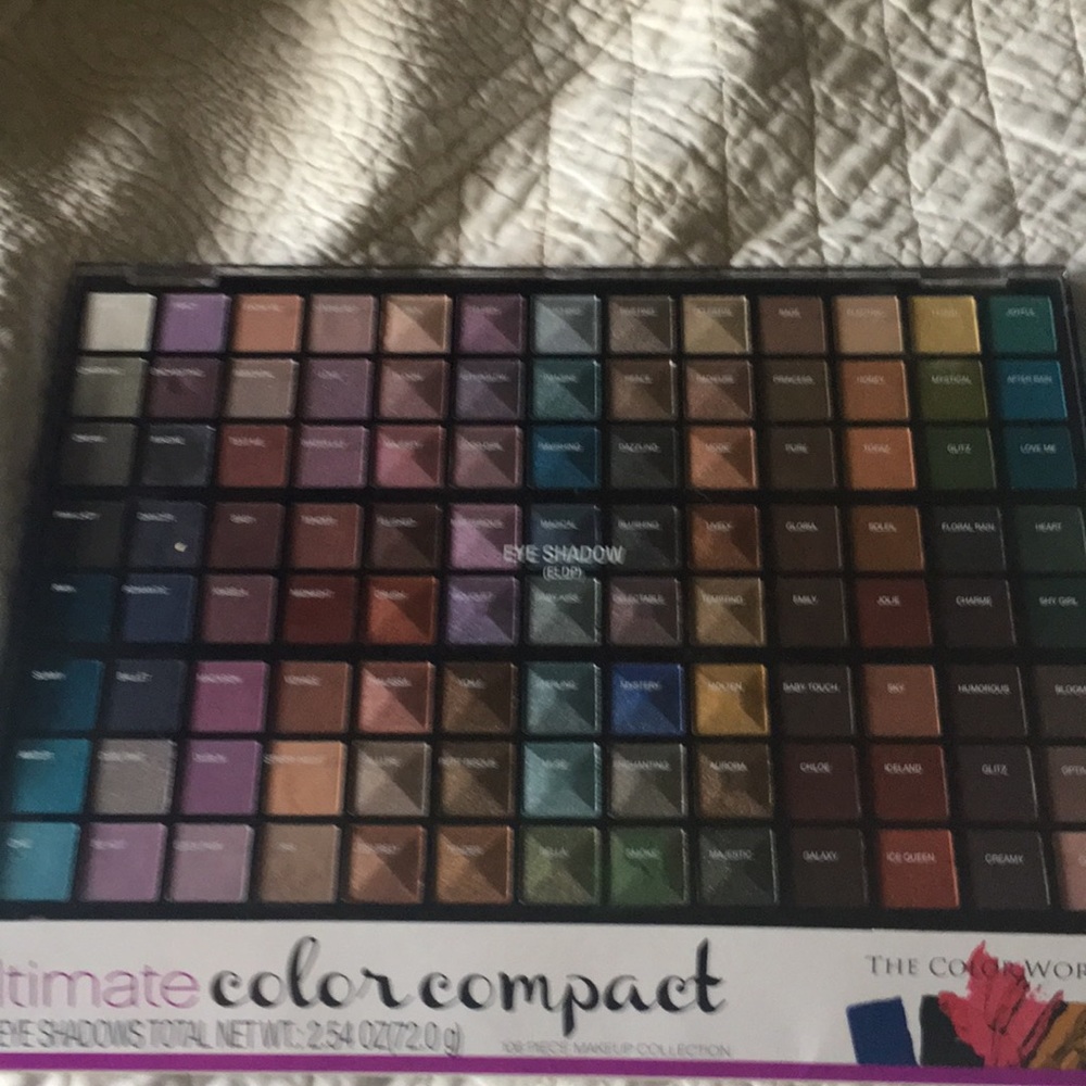 Ultimate Color Compact